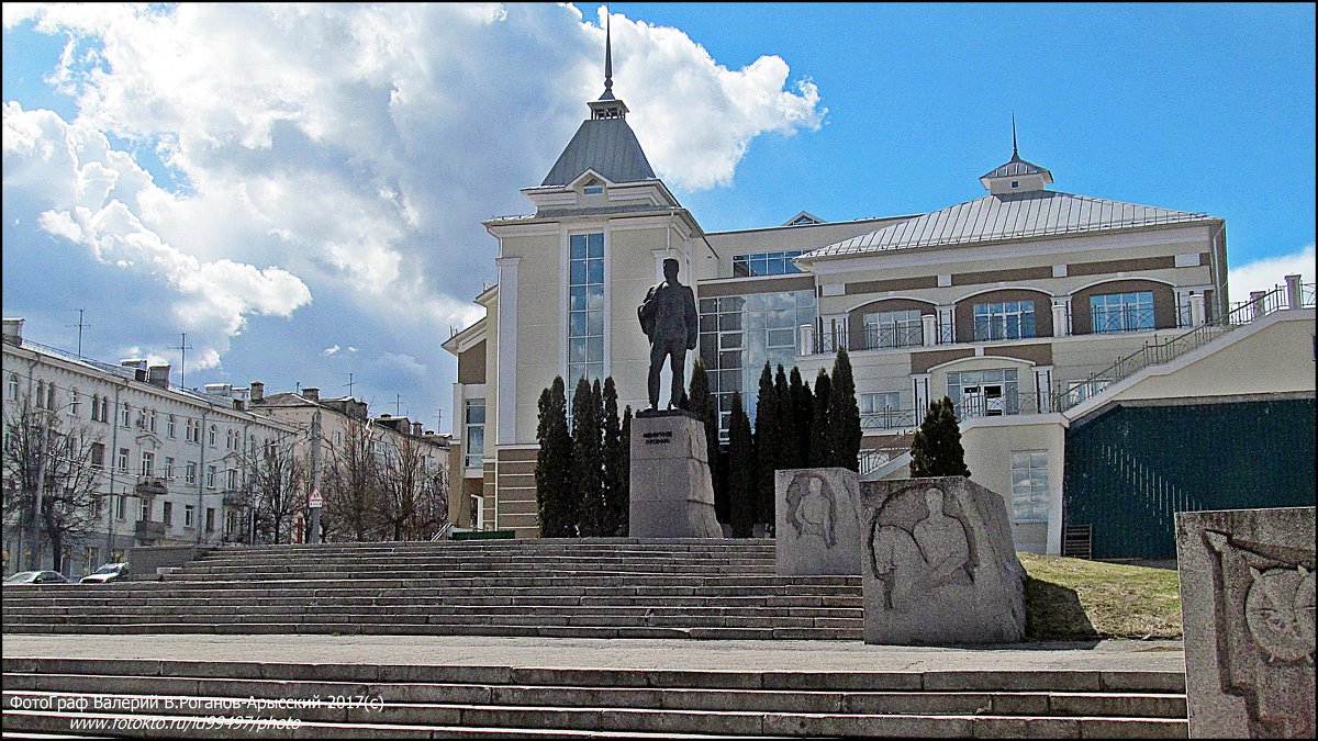 ВЛАДИМИР ПРОВИНЦИАЛЬНЫЙ - Валерий Викторович РОГАНОВ-АРЫССКИЙ