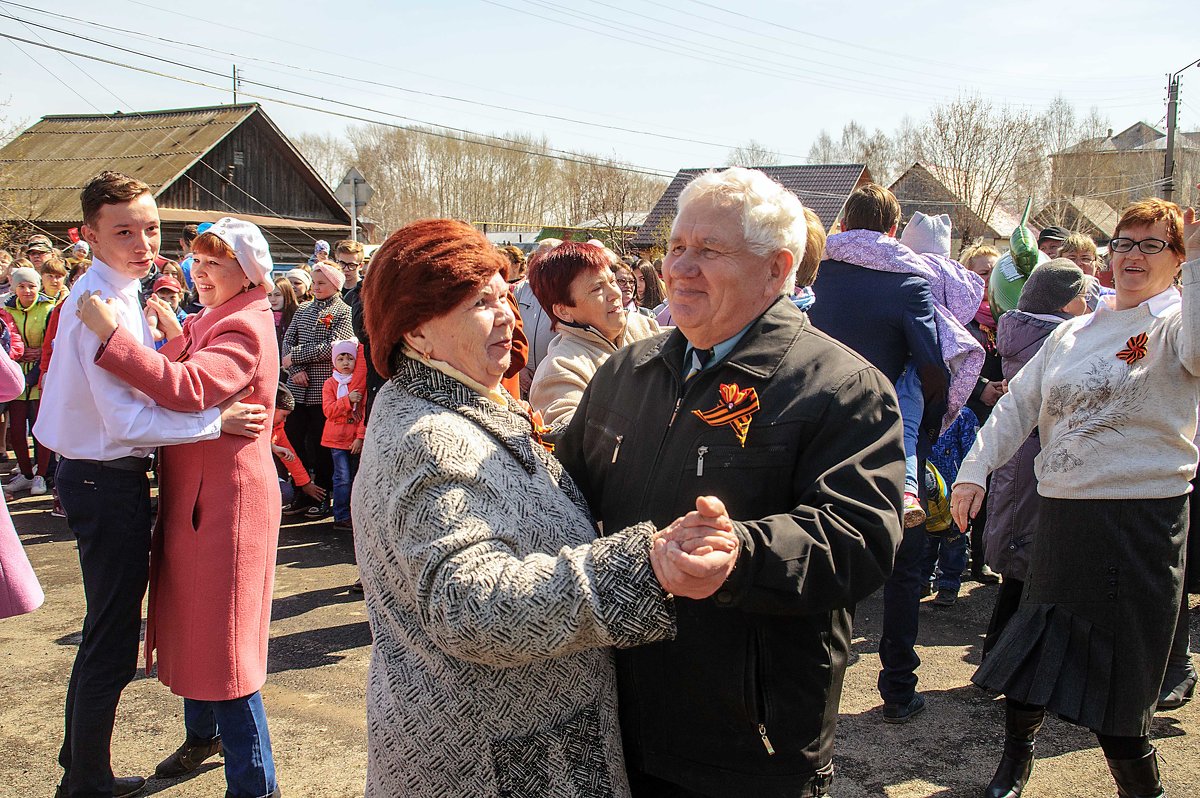 Вольс Победы ... - Владимир Хиль