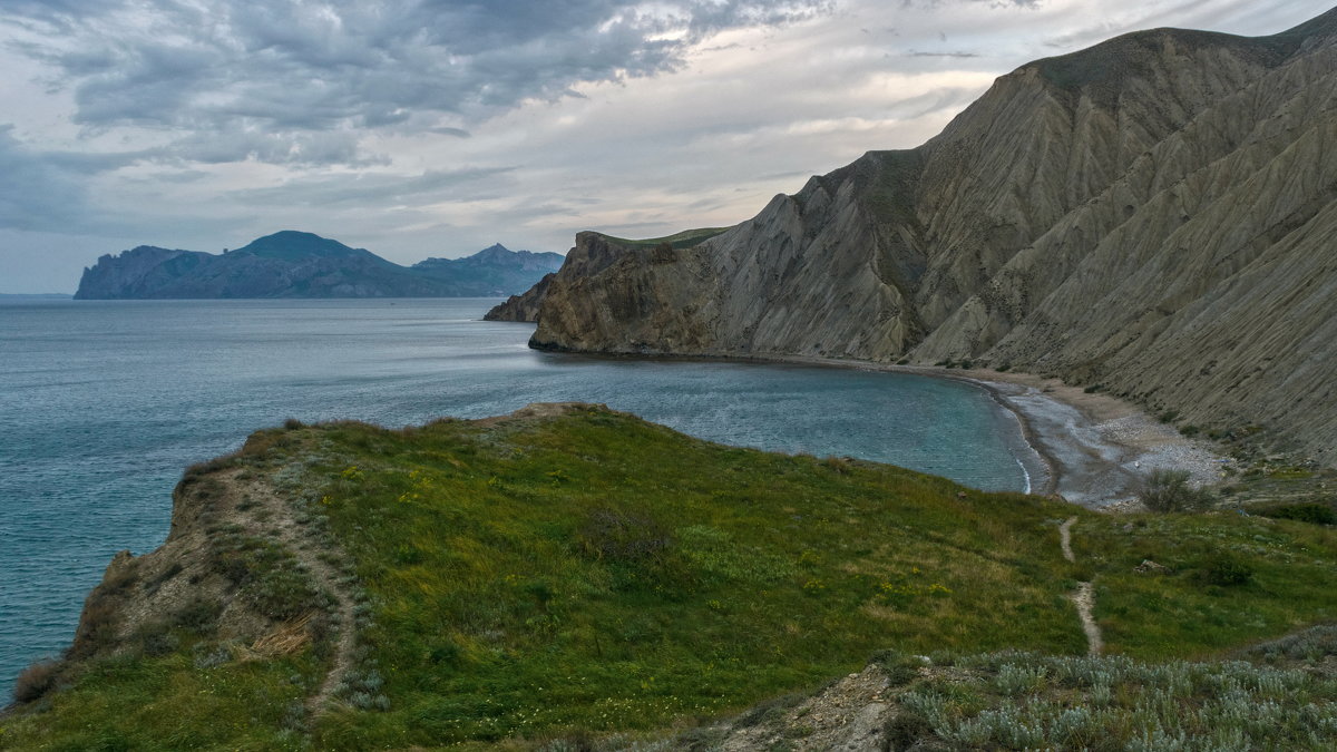 Вода еще холодная... - Игорь Кузьмин