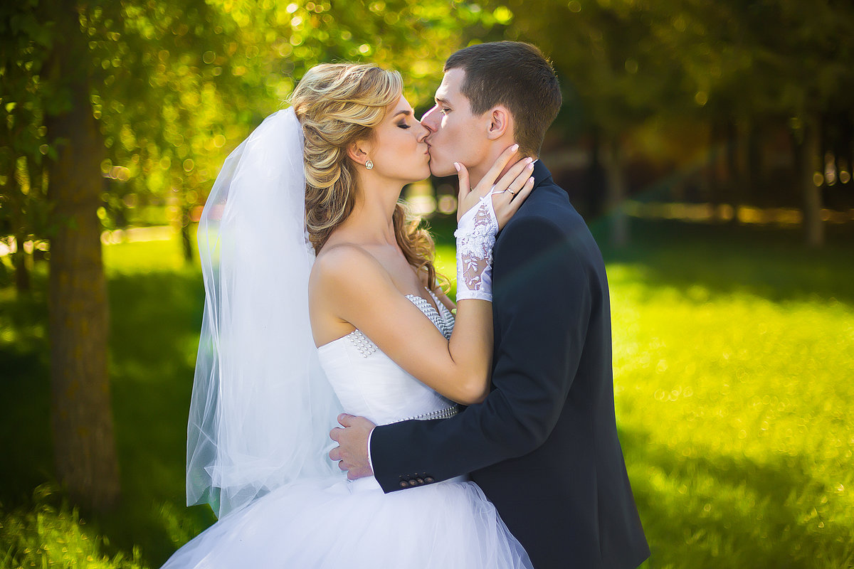 Wedding - Артём Олейников