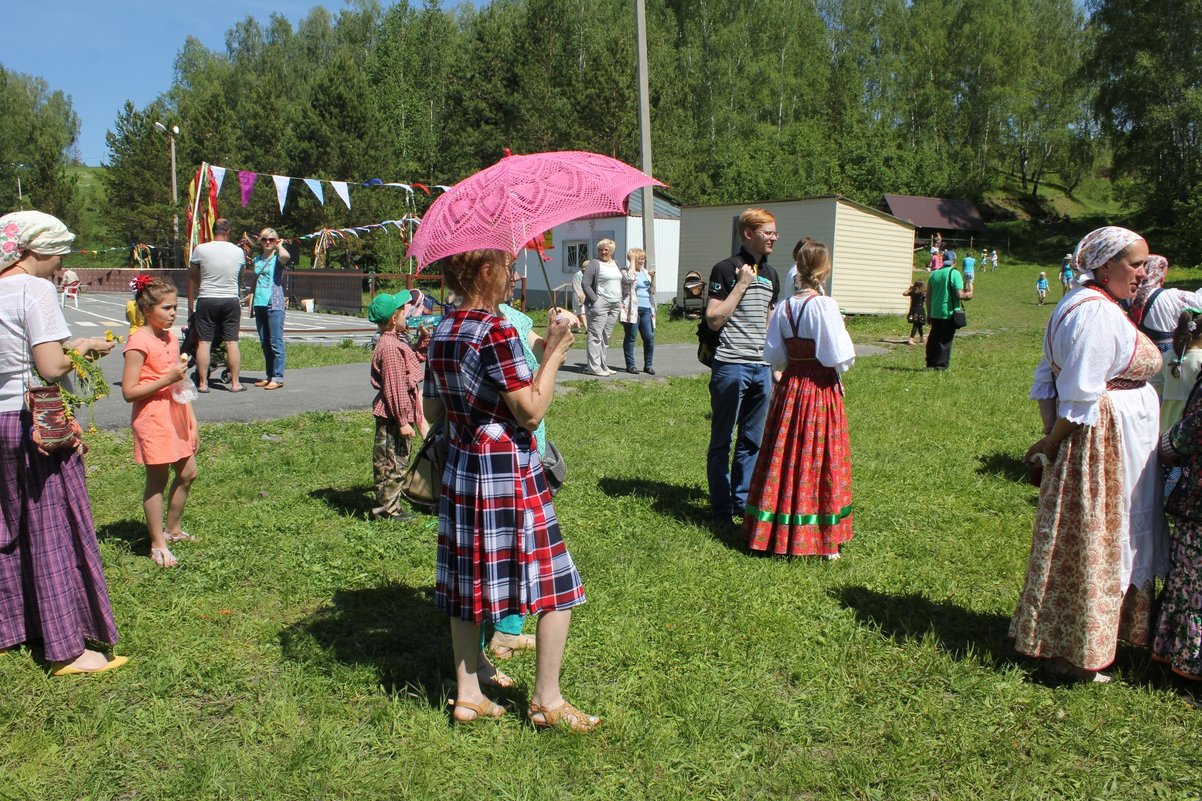 Однажды на Троицу - Наталья Золотых-Сибирская