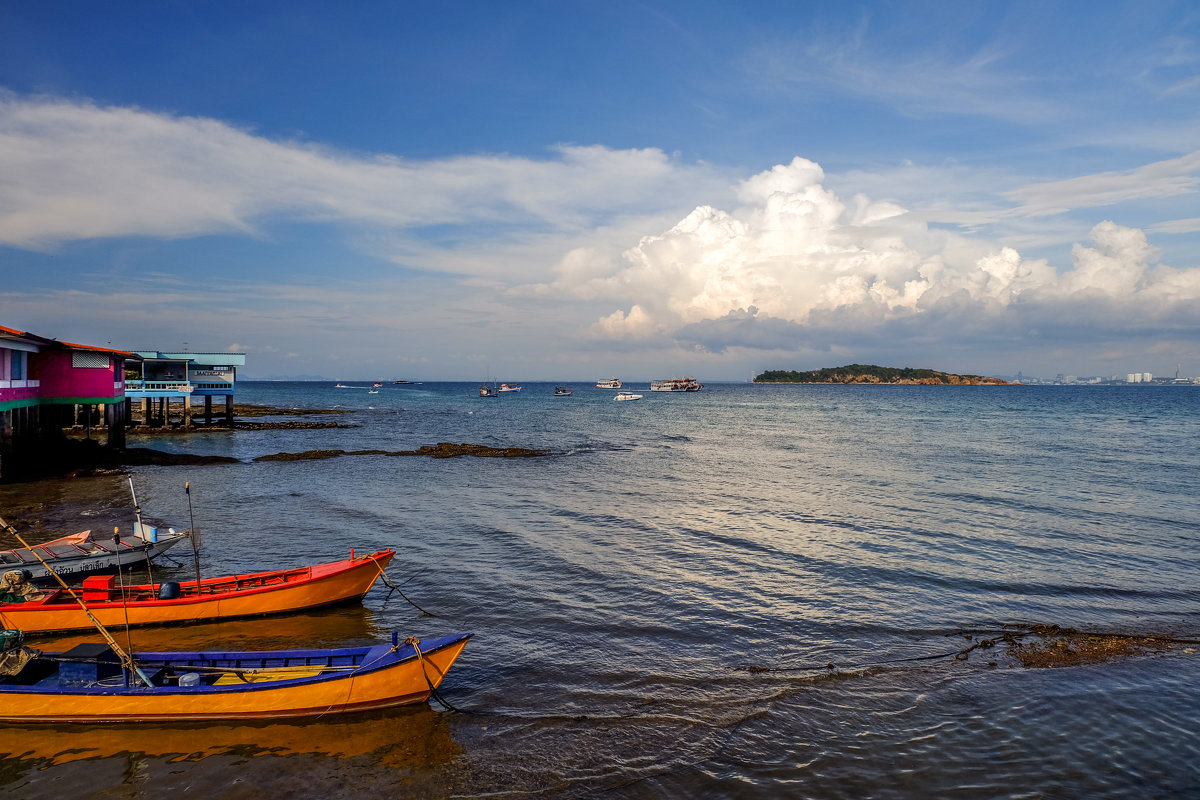 Вид с острова Ко Лан на Сиамский залив. Тайланд. - Rafael 