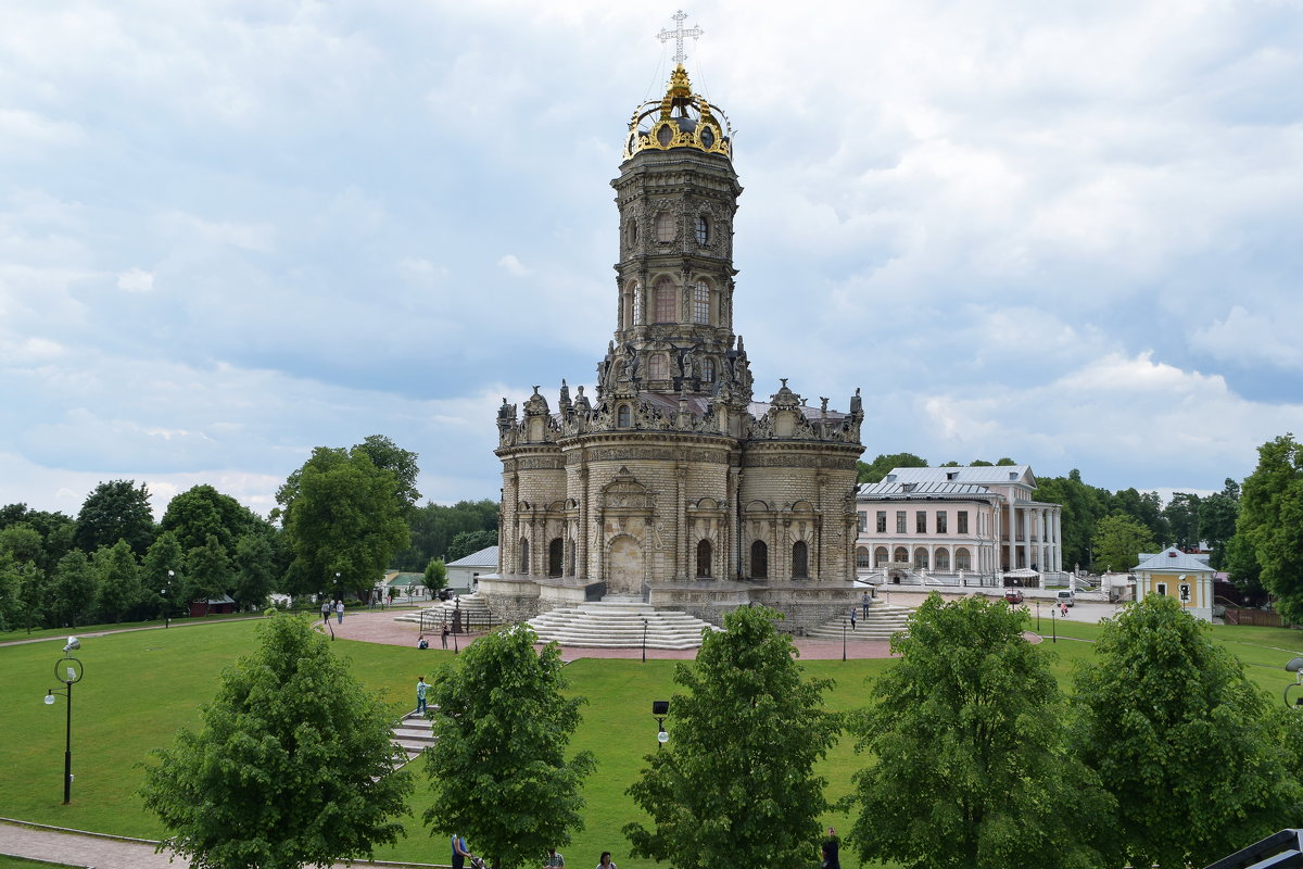 Церковь знамения в Подольске Дубровицы
