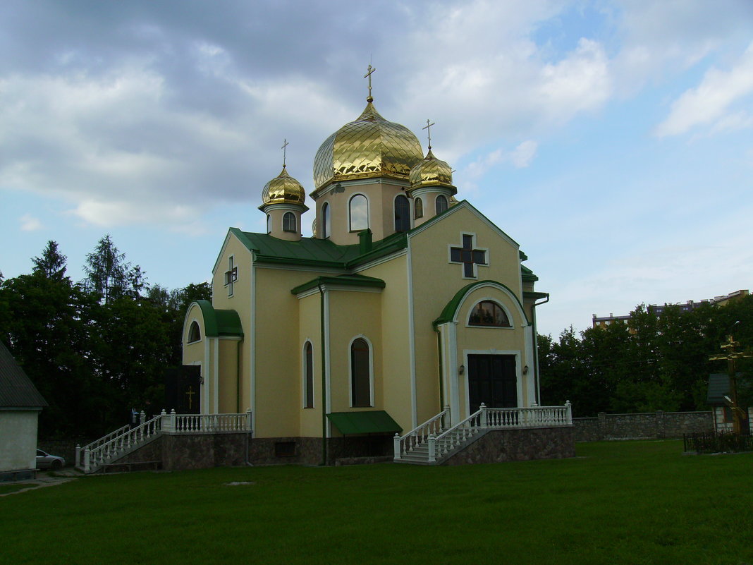 Православный   храм  в   Ивано - Франковске - Андрей  Васильевич Коляскин