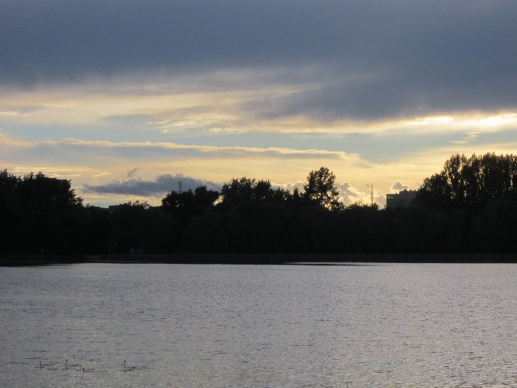 Летний закат над Головинскими прудами - Дмитрий Никитин