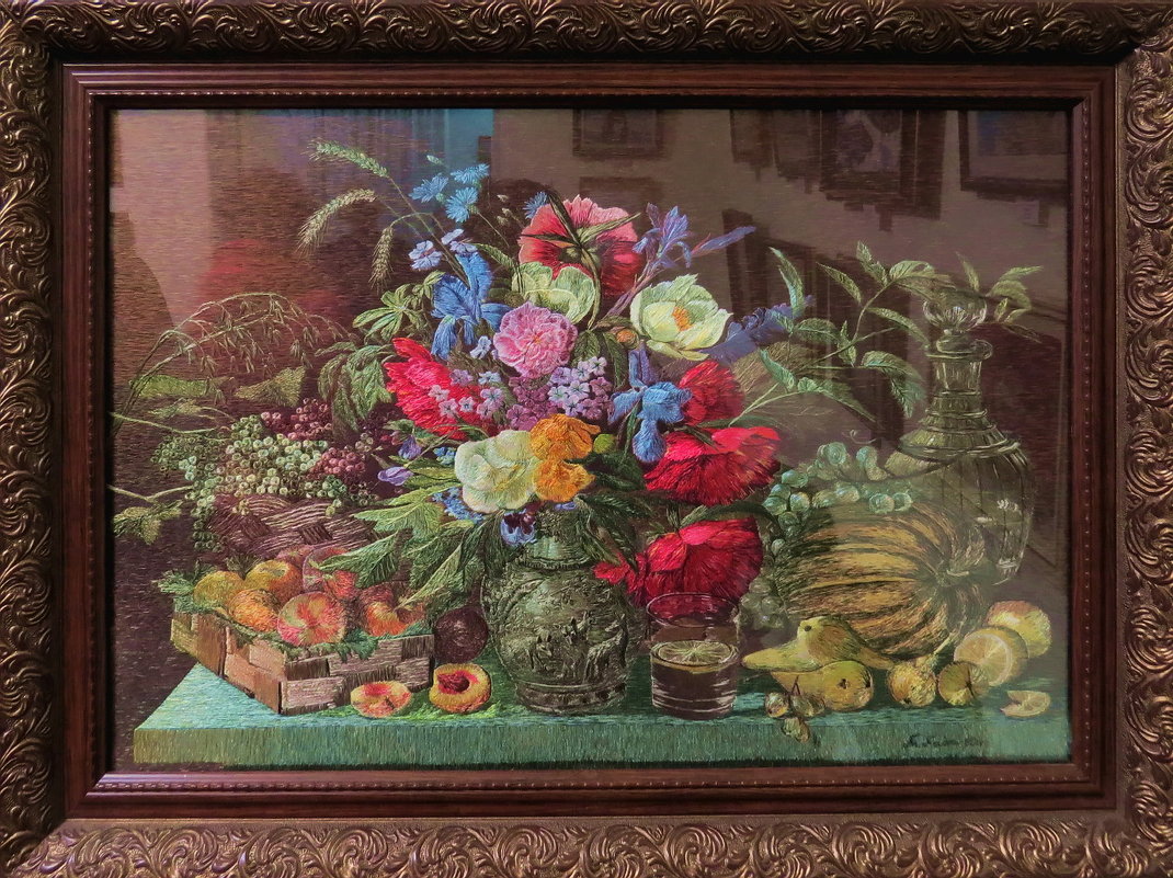 "Плоды и цветы". Вышивка по картине И. Хруцкого - Ирина Лушагина