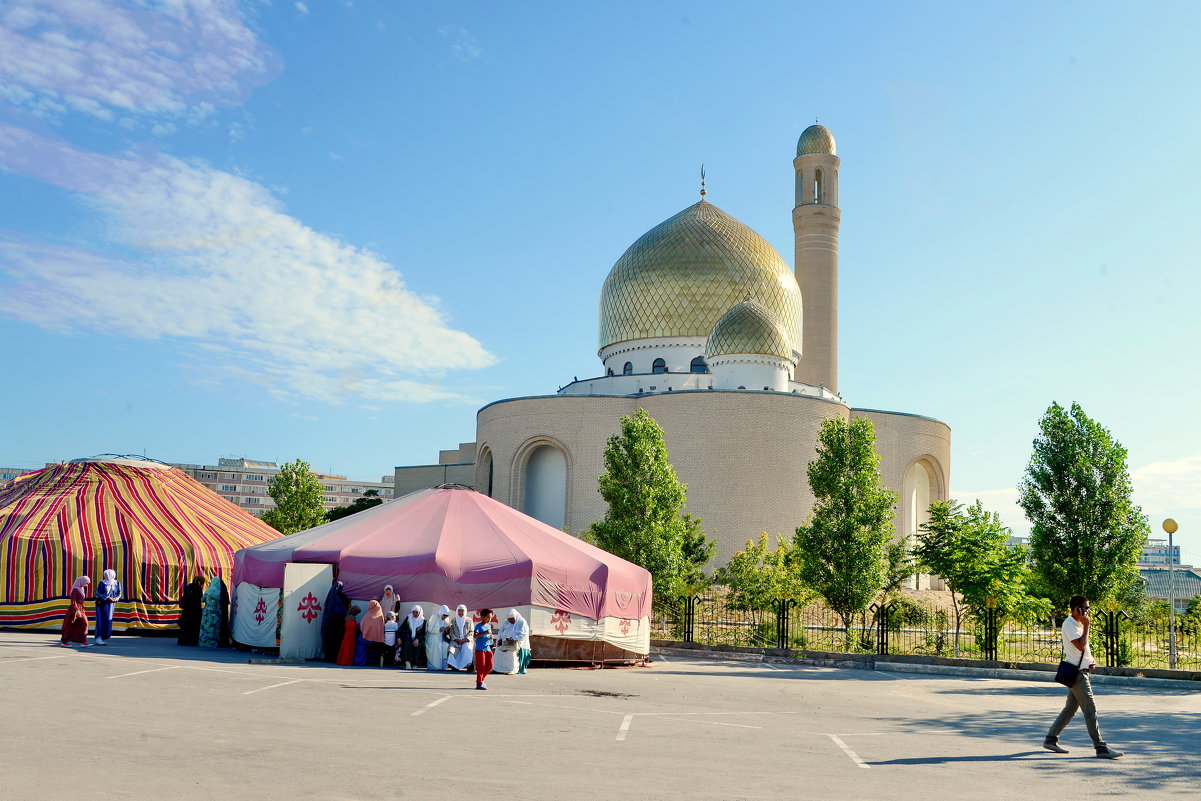 Праздничные посиделки - Анатолий Чикчирный