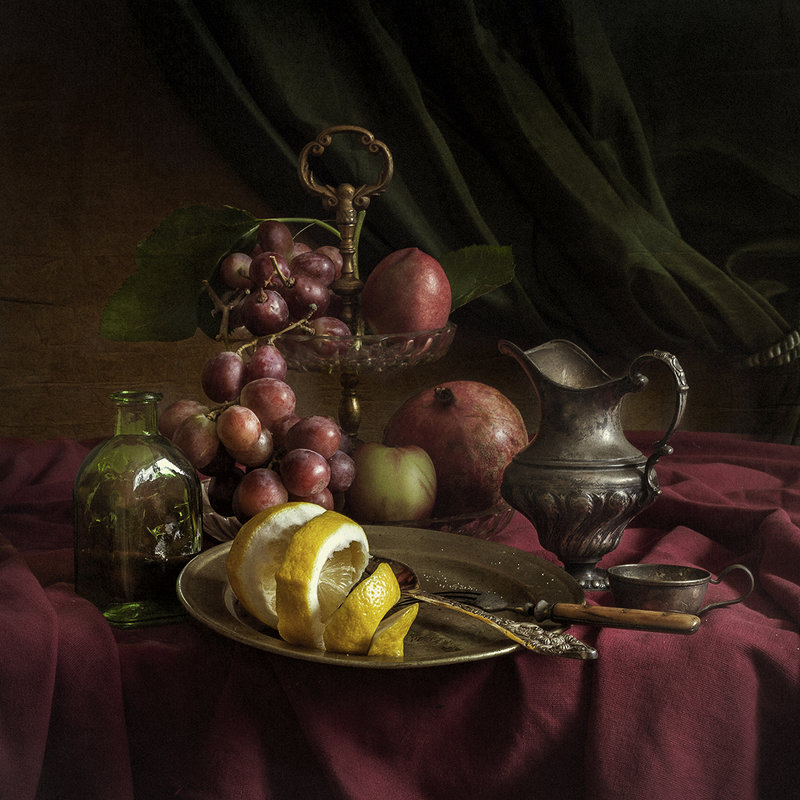 натюрморт с виноградом и лимоном - Evgeny Kornienko