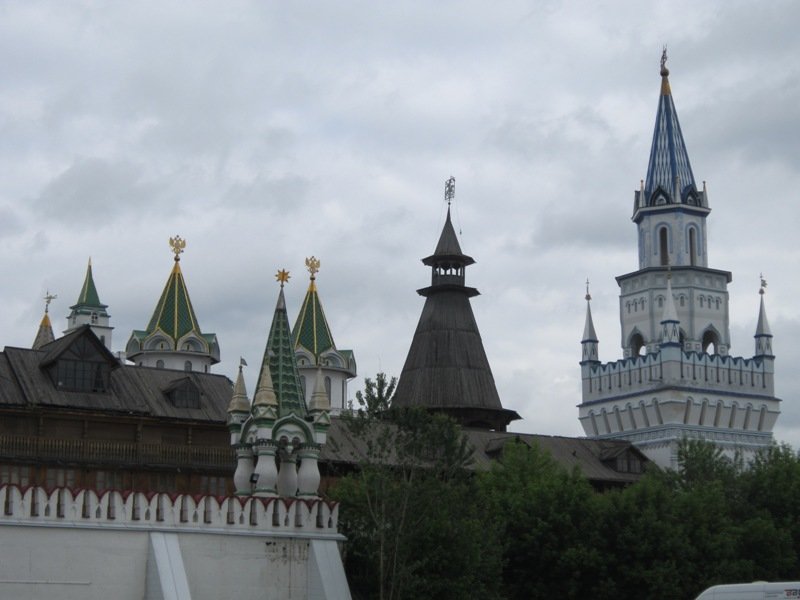 Крыши и башни Измайловского Кремля - Дмитрий Никитин