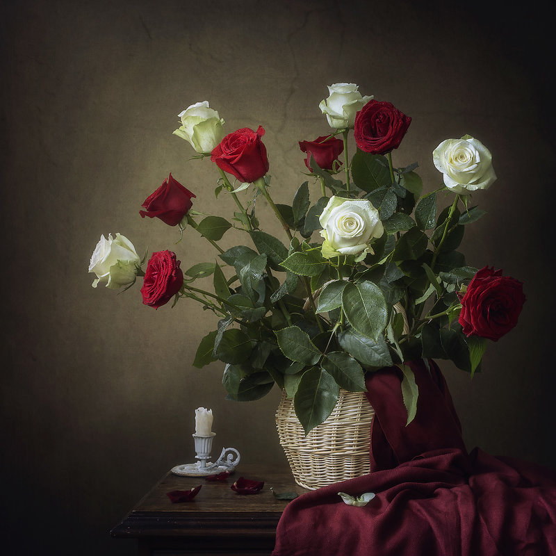Перемирие алой и белой розы - Ирина Приходько