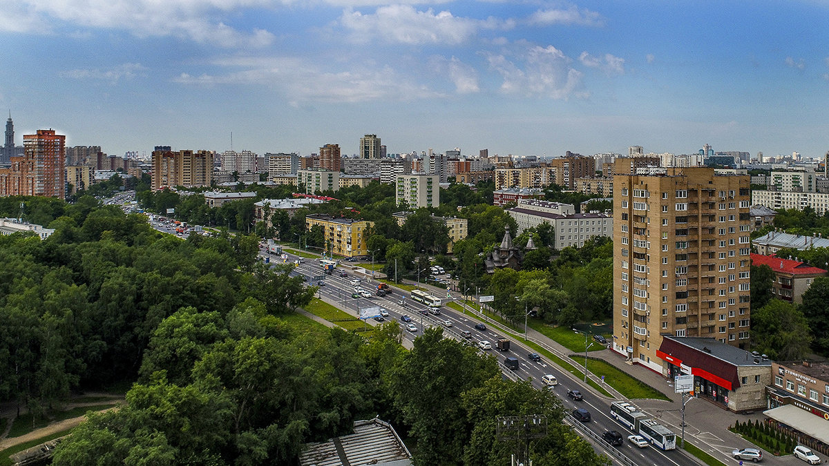 Деревянный храм в белокаменной - Александр Башлай