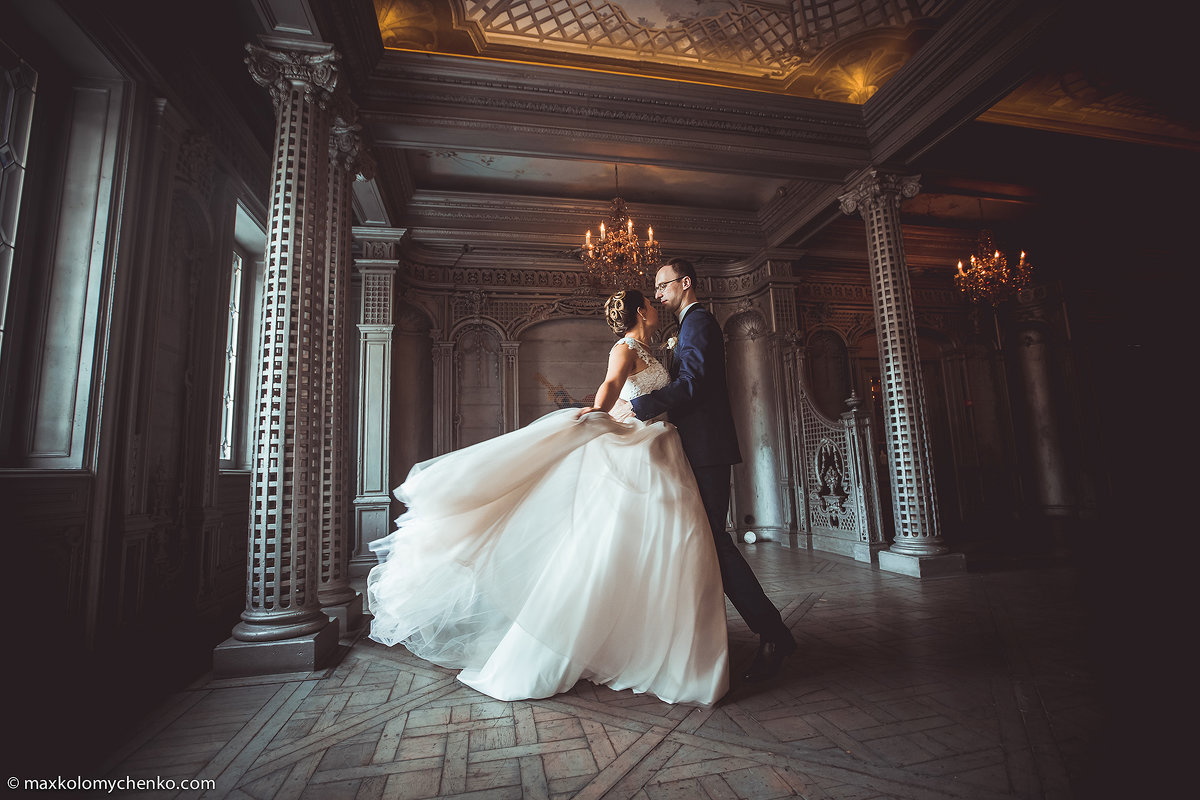 танец жениха и невесты - Максим Коломыченко