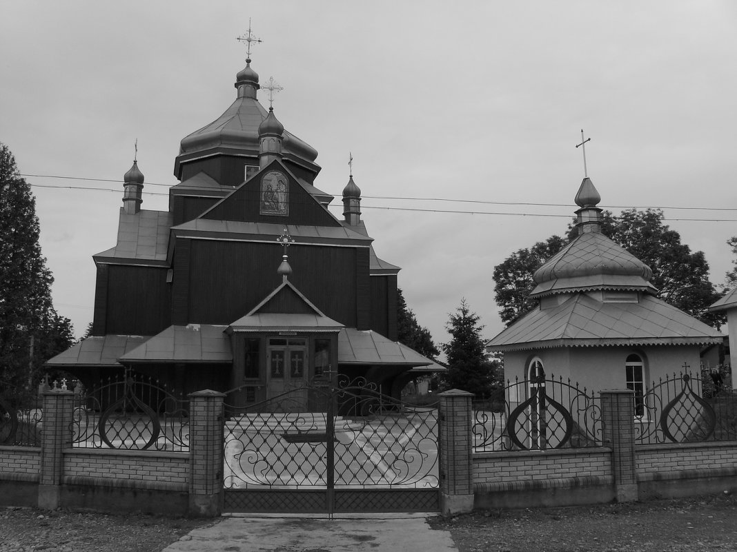Греко - католический  храм  в   Чукаливке - Андрей  Васильевич Коляскин