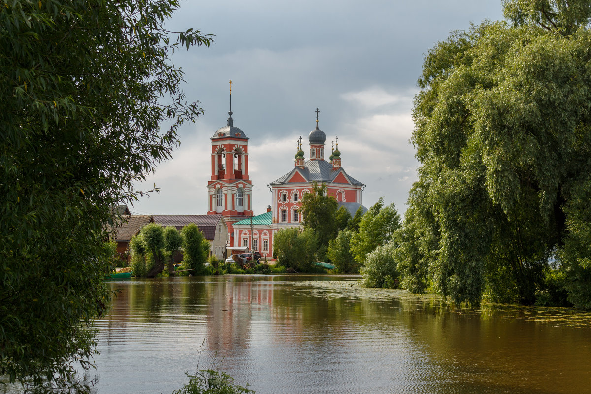 Переславль-Залесский, церковь на реке Трубеж - Vladislav Gushin