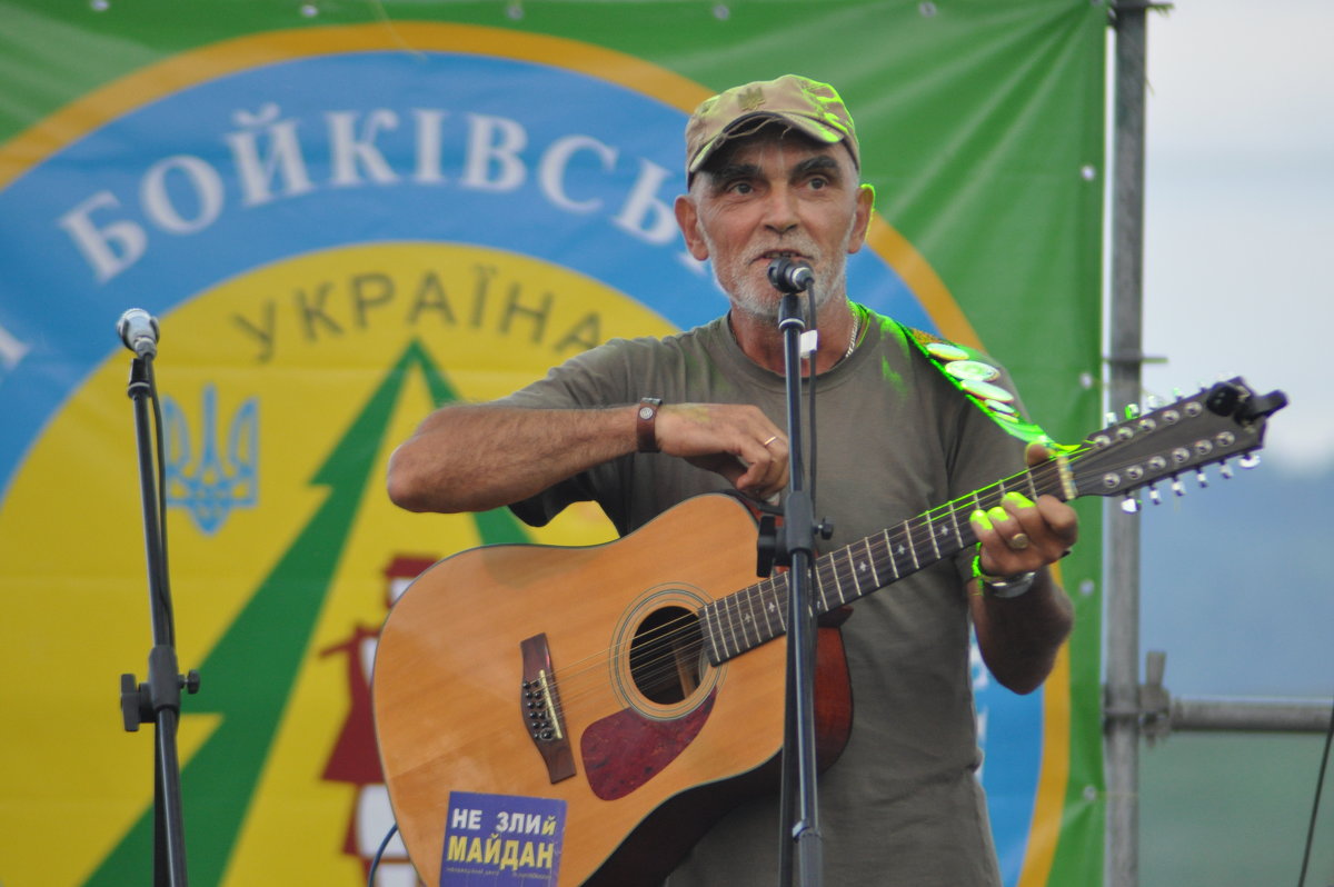 певец - Богдан Вовк