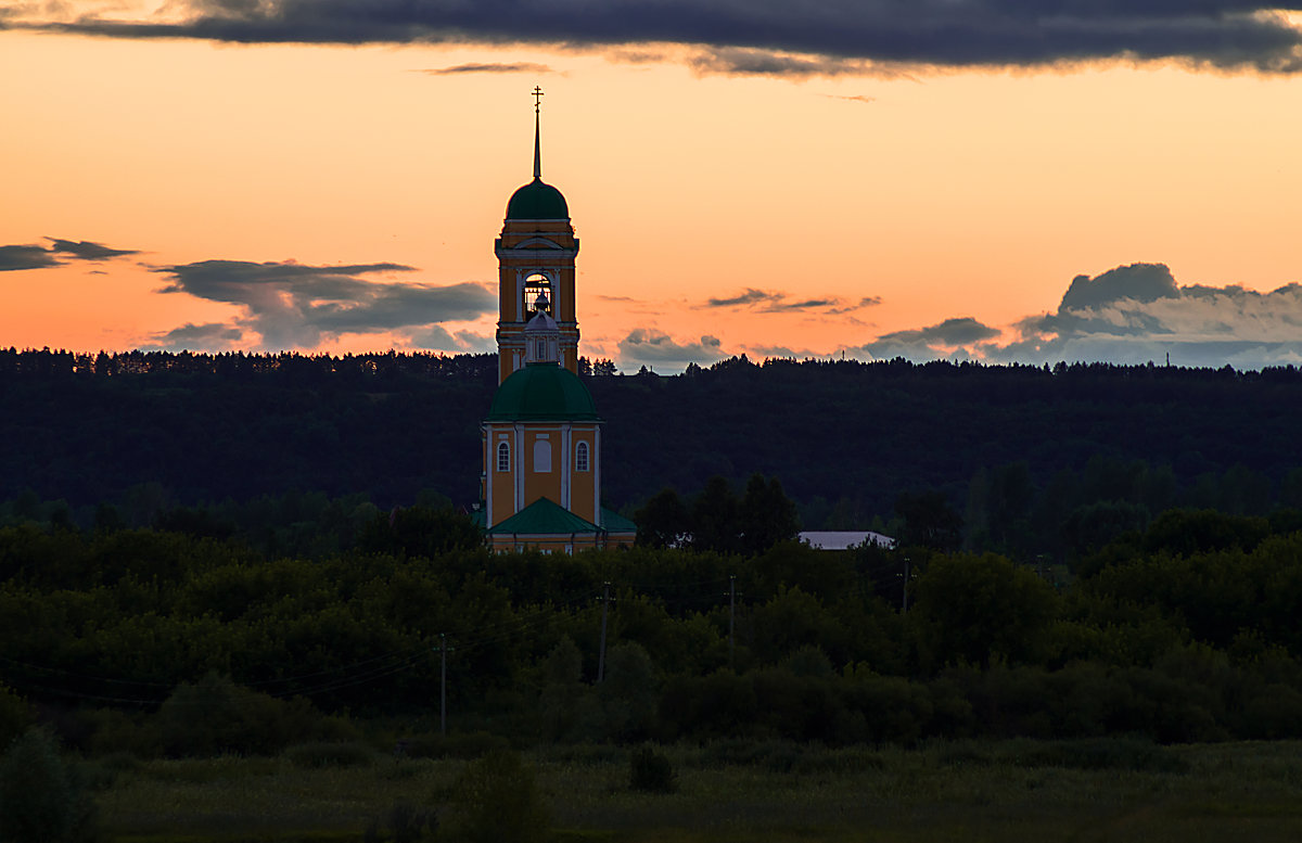 Закат над Троице-Никольским храмом - Оксана Галлямова