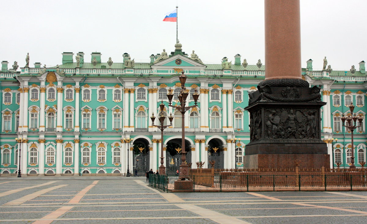 САНКТ-ПЕТЕРБУРГ - Николай Гренков