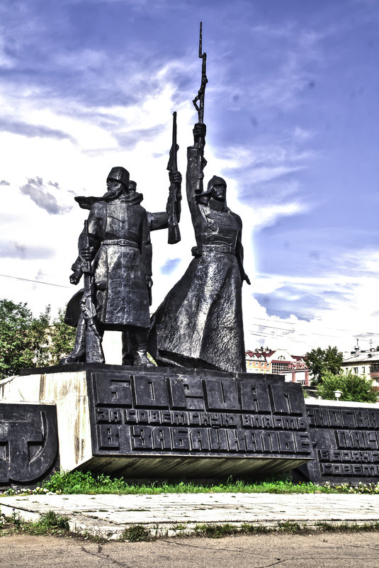 Памятник революционерам - Марина Кириллова