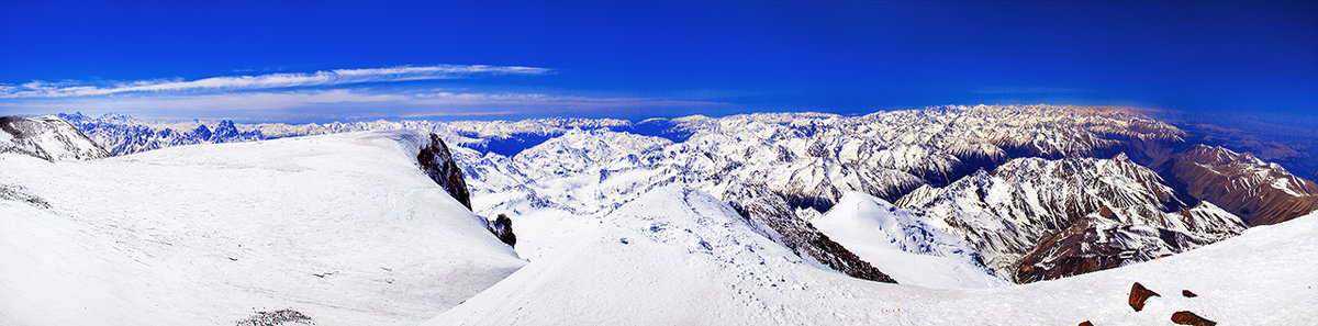 Вид с Эльбруса, высота 5642 метра. Южная панорама. - Вячеслав Ложкин