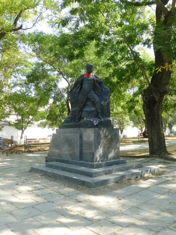 Памятник Вите Коробкову - Наиля 