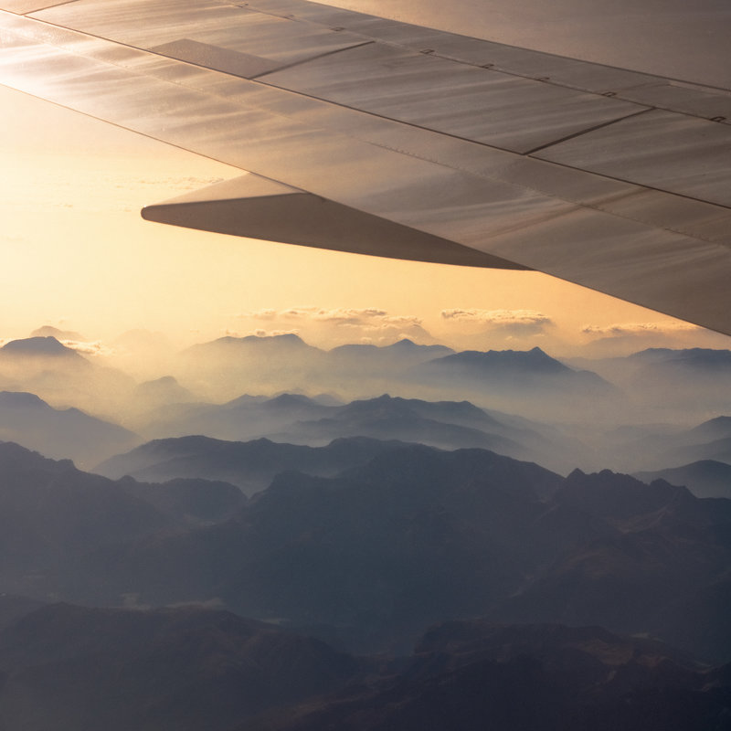 горы швейцарии из окна самолета 4 - Андрей Бондаренко