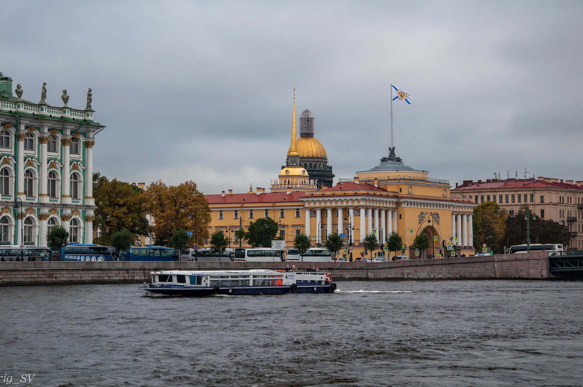 По Неве - Светлана Григорьева