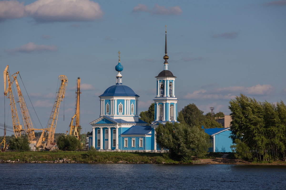 Путешествие из Петербурга в Москву.Волга. - юрий макаров