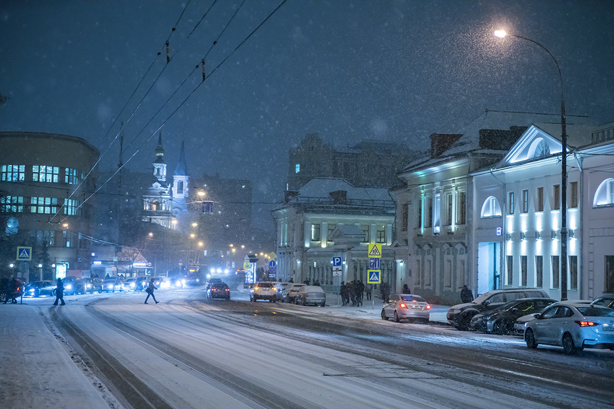 Москва, Новая Басманная улица. Снегопад. - Игорь Герман