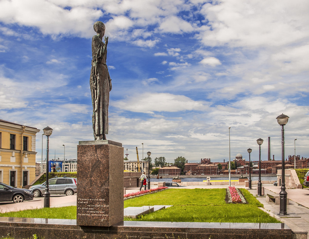 Памятник Анне Андреевне Ахматовой - bajguz igor