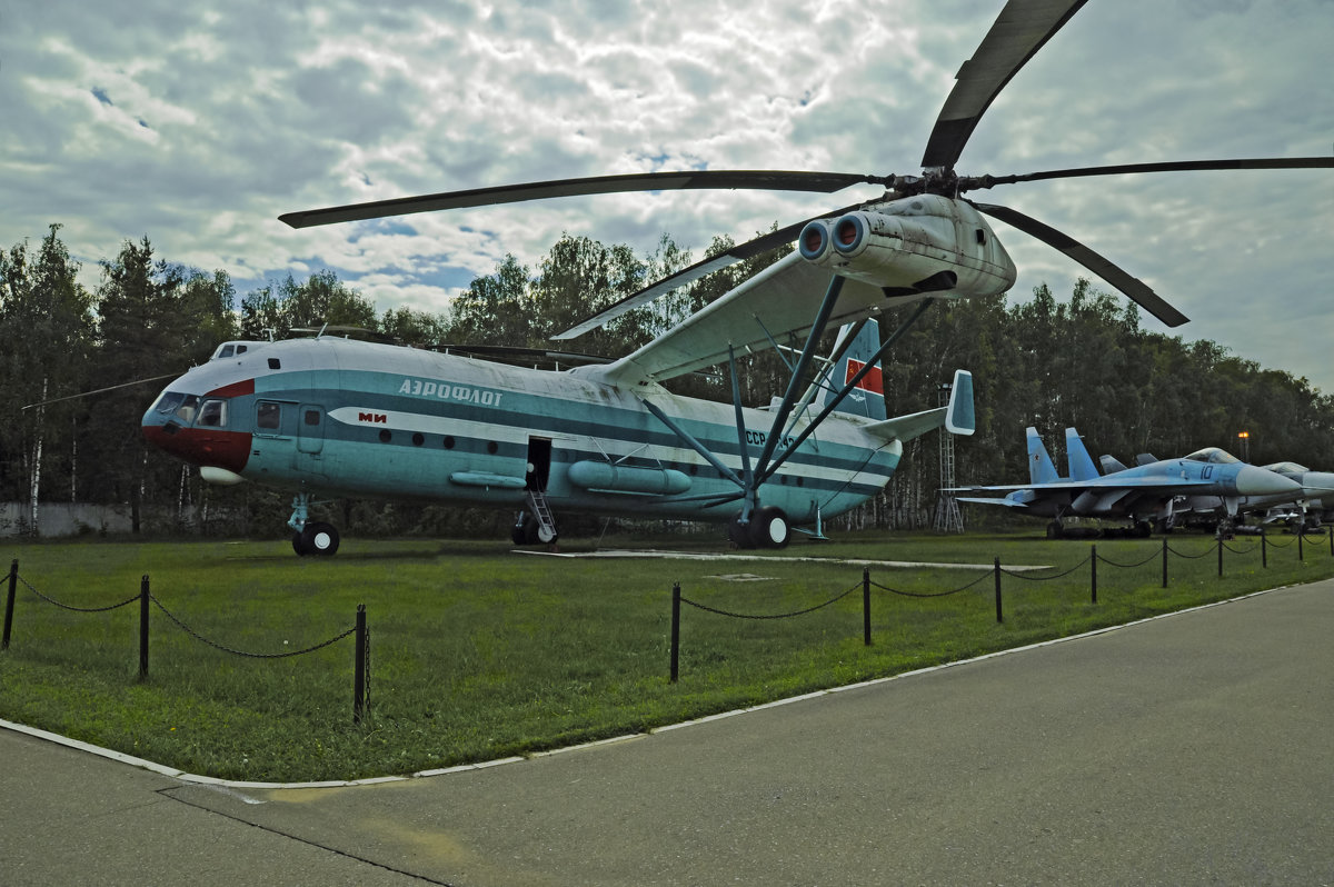 Монино. Вертолет Ми -12 (В-12). Monino. Mi-12 helicopter (B-12). - Юрий Воронов