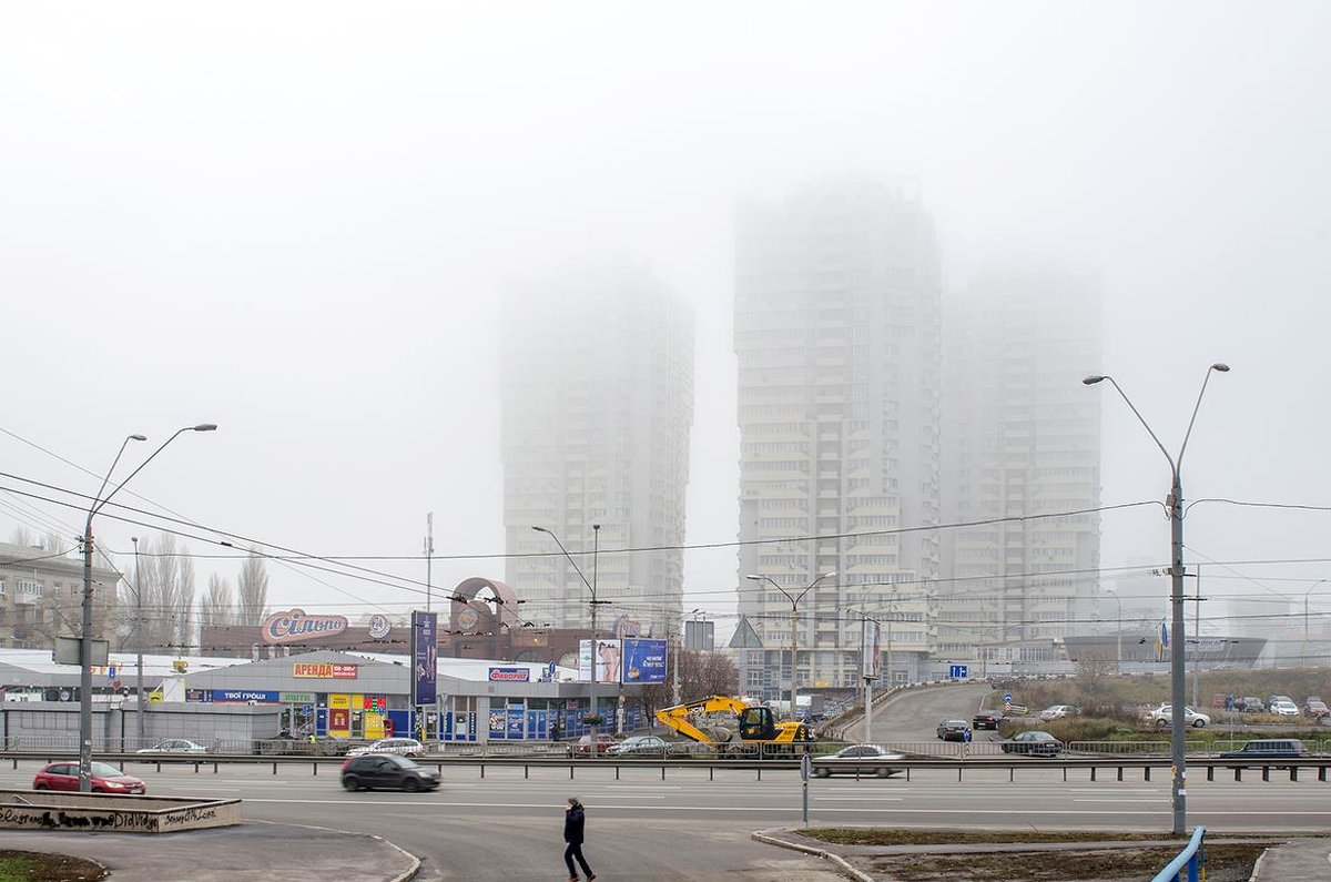 На город опускается туман - Сергей Тарабара