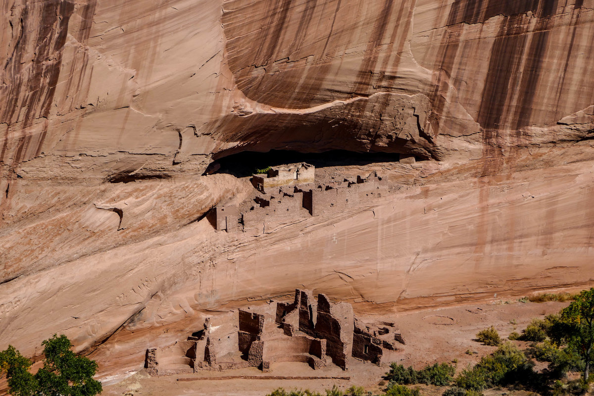 Вот они - руины "многэтажек" и крепости индейцев в нише скал (Аризона, США) - Юрий Поляков