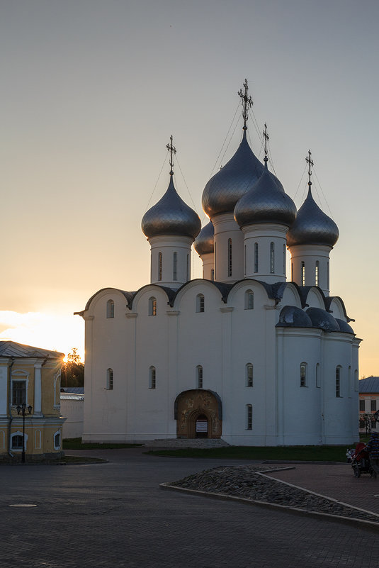 В вечернем свете - Наталья Кузнецова