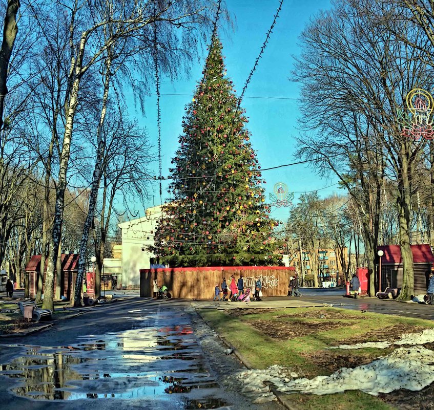 новогодняя елка в оттепель - юрий иванов