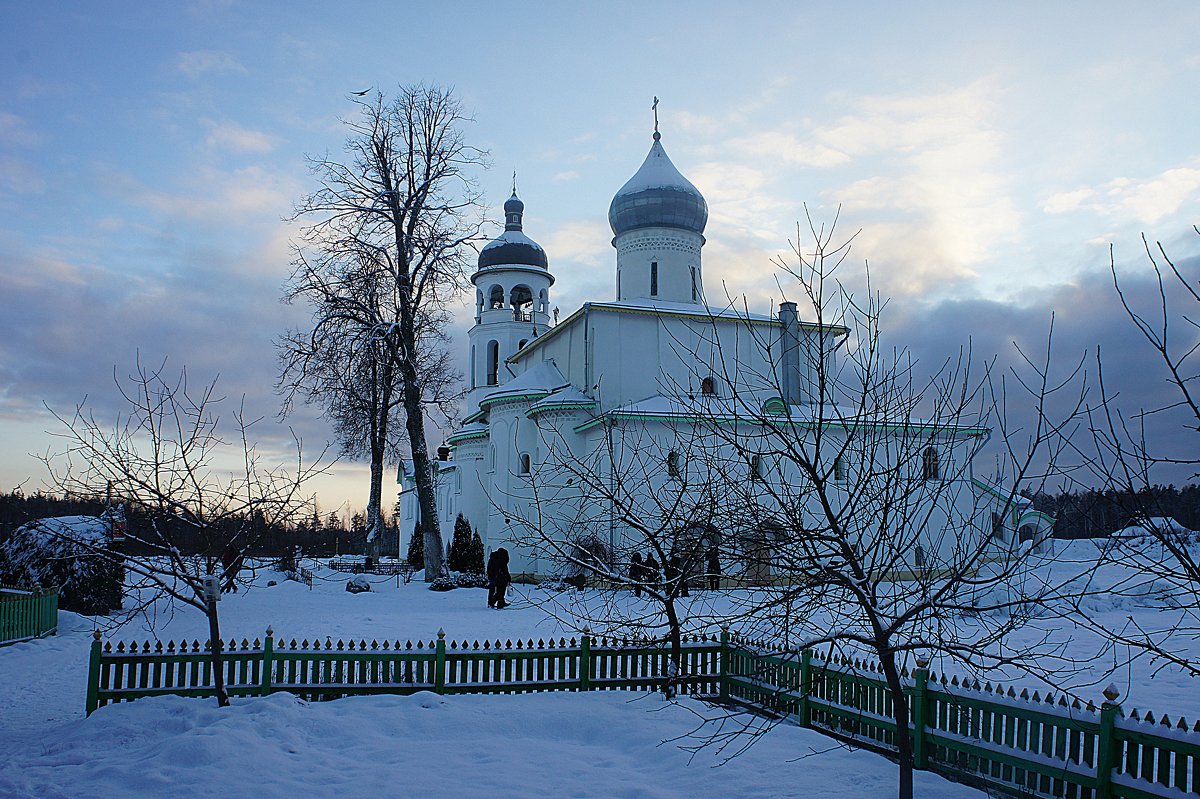 В Крыпецком монастыре - Елена Павлова (Смолова)