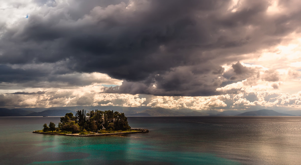 Мышиный остров(Понтикониси),Корфу,Греция. - Александр Вивчарик