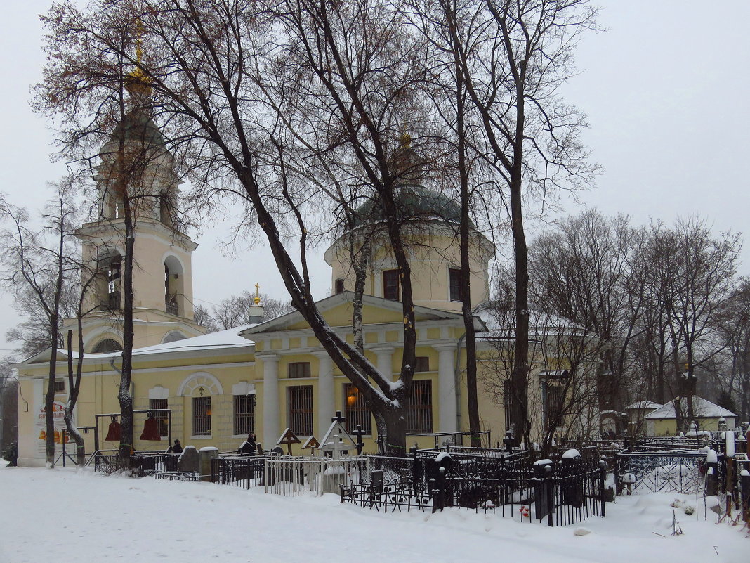 Церковь на Ваганьковском кладбище - Андрей Лукьянов