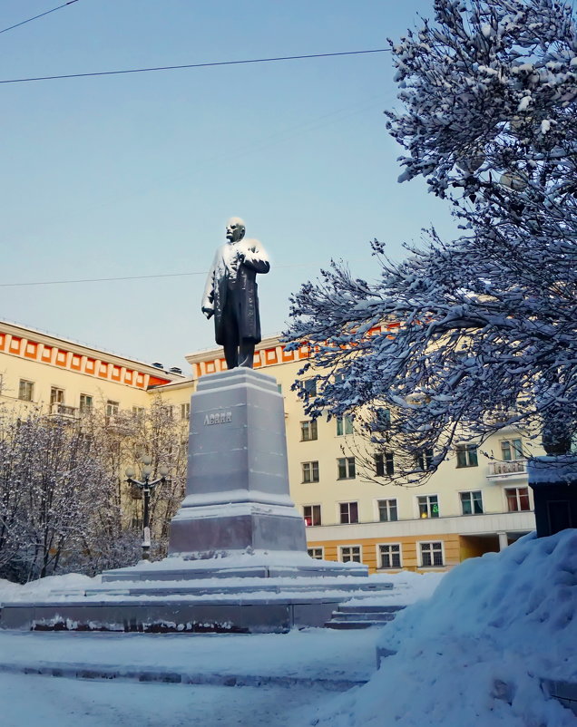 Памятник В. И. Ленину. - Анна Приходько