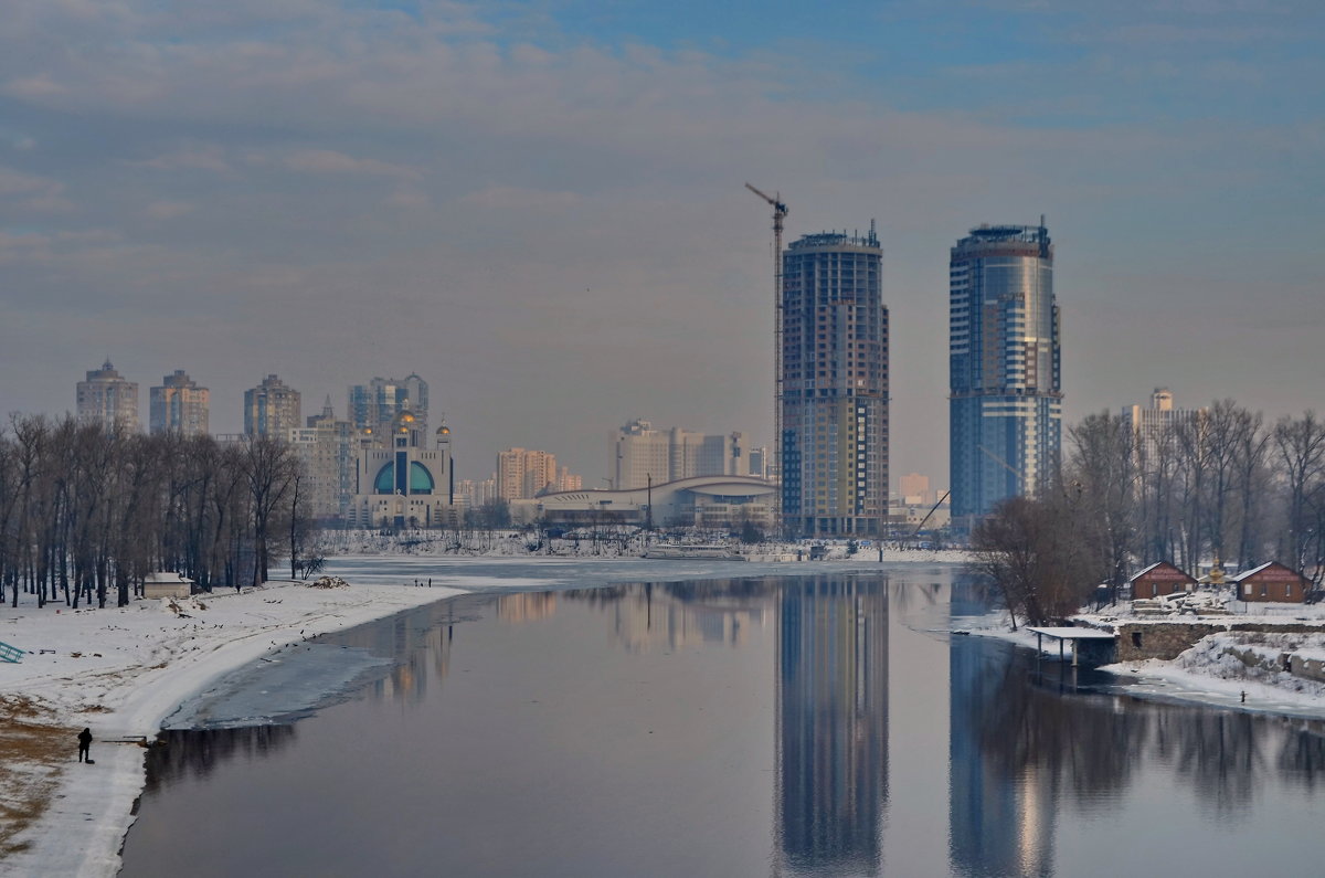 Левый берег - Валентина Данилова