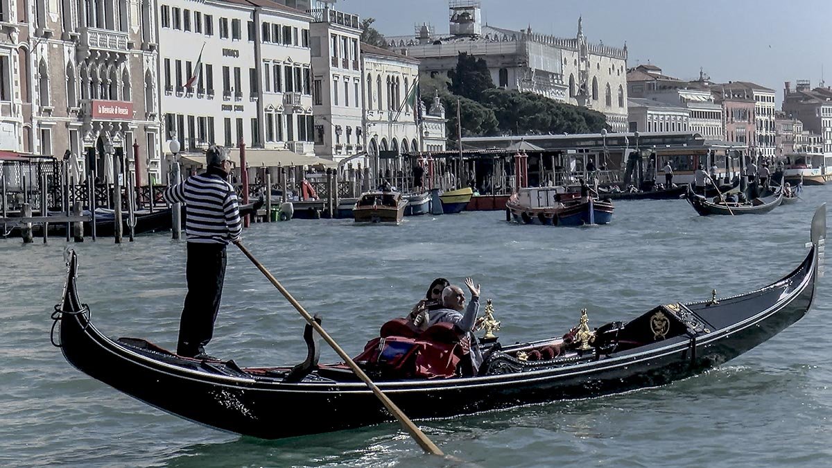 Venezia, gondola sul canal Grande. - Игорь Олегович Кравченко