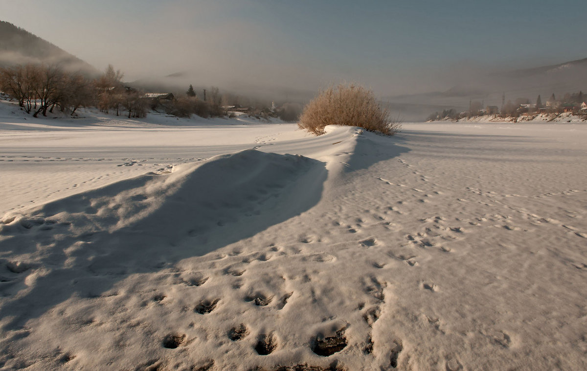 Замёрзшая река Мана... - Сергей Герасимов
