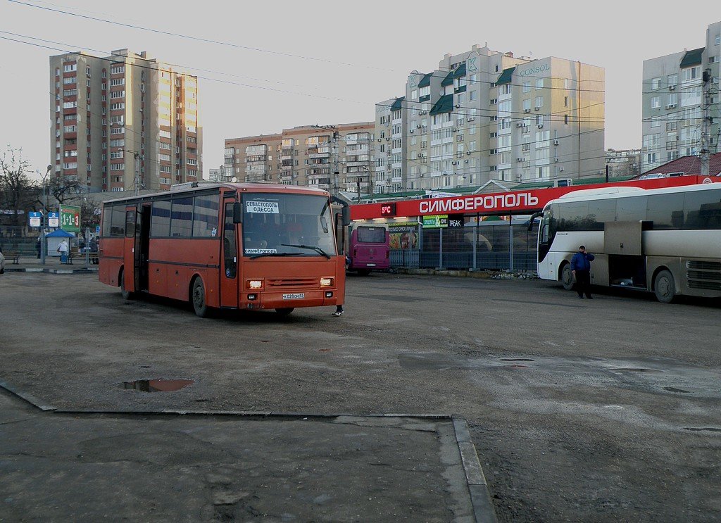 Утро на автовокзале - Александр Рыжов