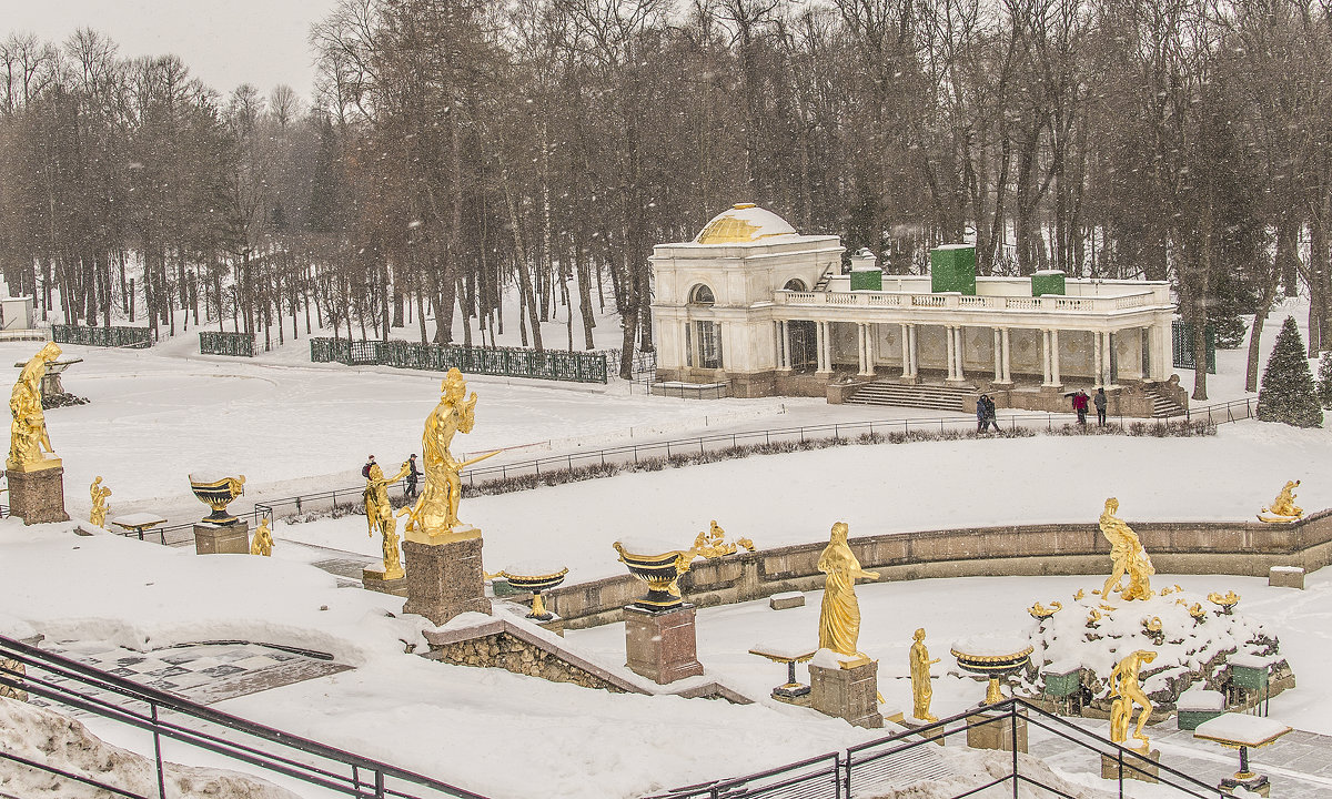 Прогулка по Петергофу в марте. - bajguz igor