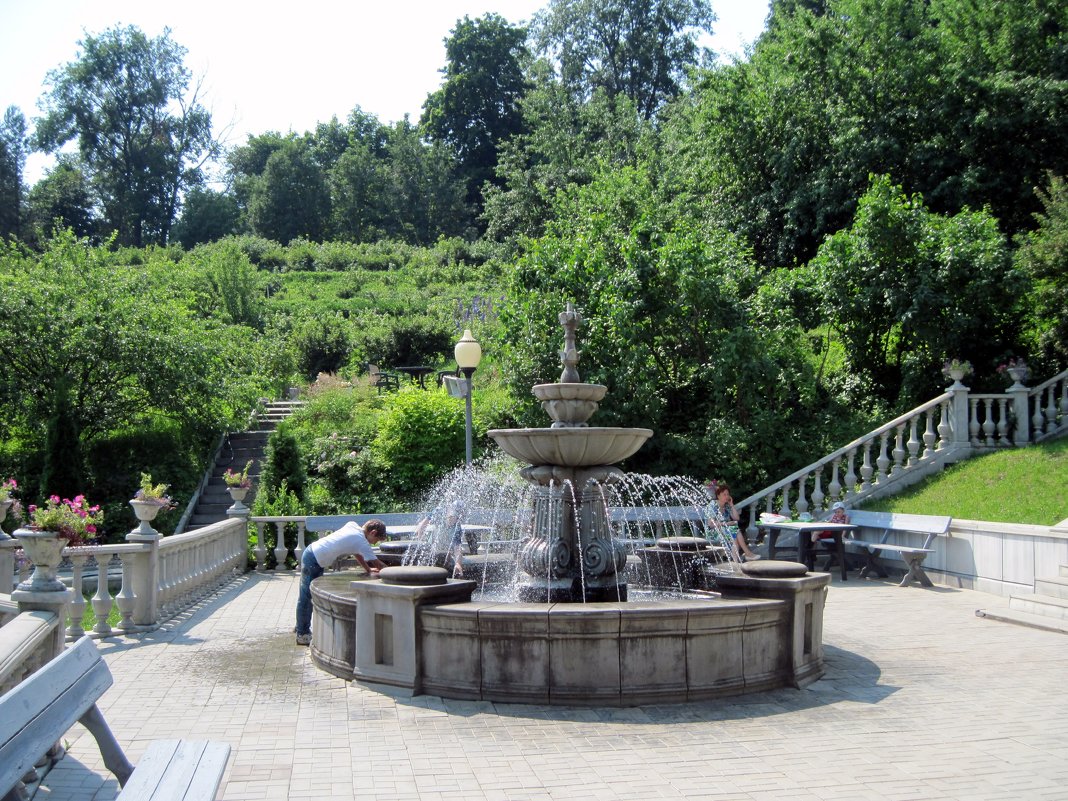 Патриарший сад в городе Владимире. - Ирина ***