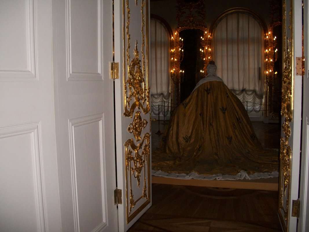 Королева во дворце - Елена П