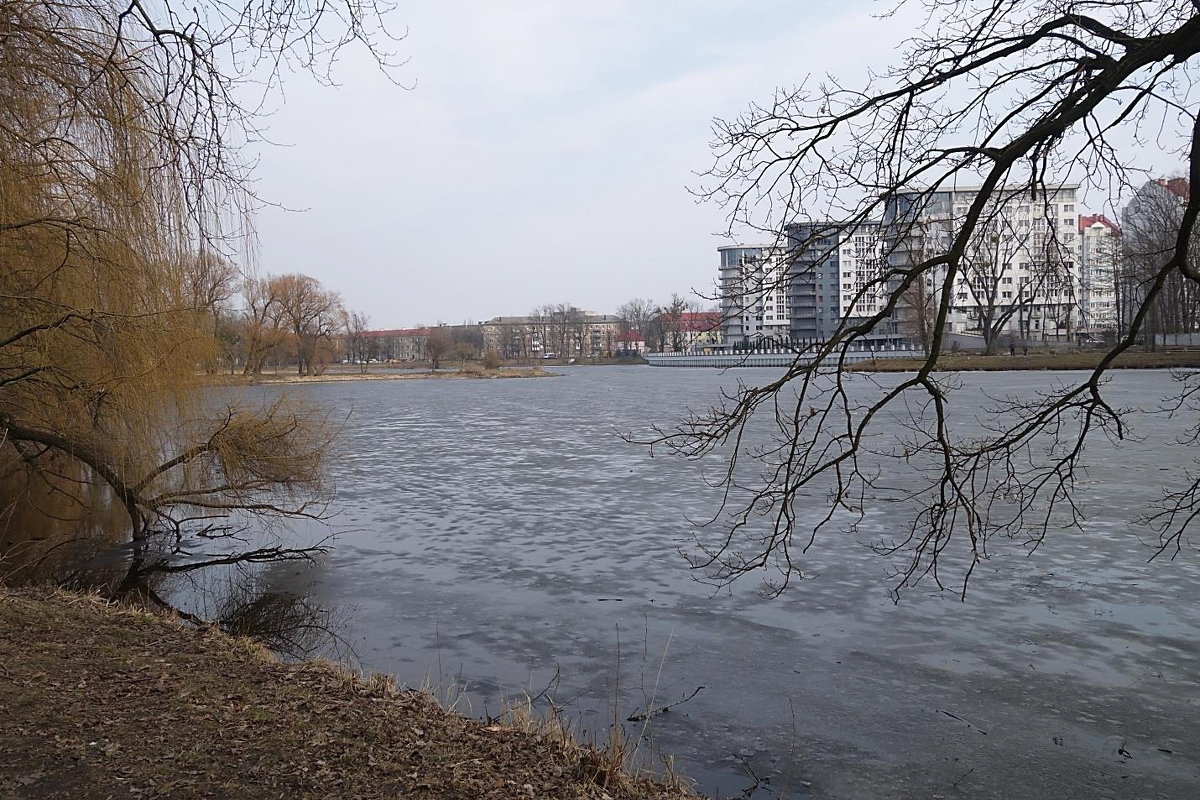 Весенний городской пейзаж - Маргарита Батырева