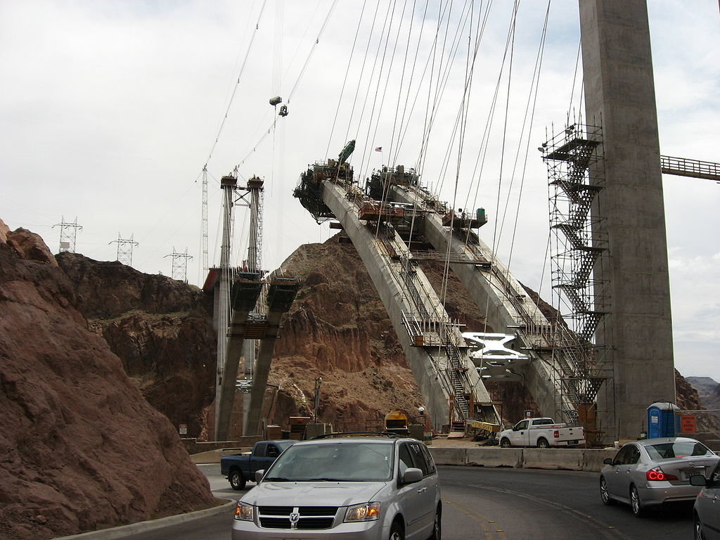 Строительство объездного моста плотины Гувера. США (из интернета) - Юрий Поляков