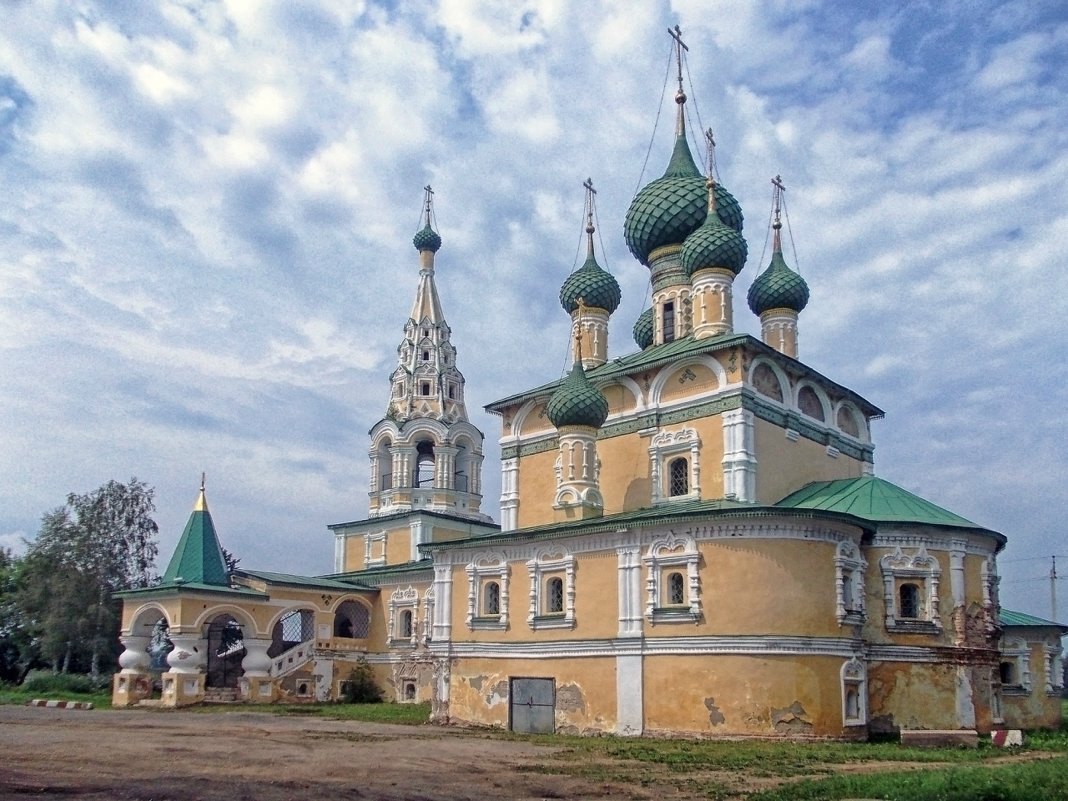 Церковь Рождества Иоанна Предтечи на Волге - Галина Каюмова