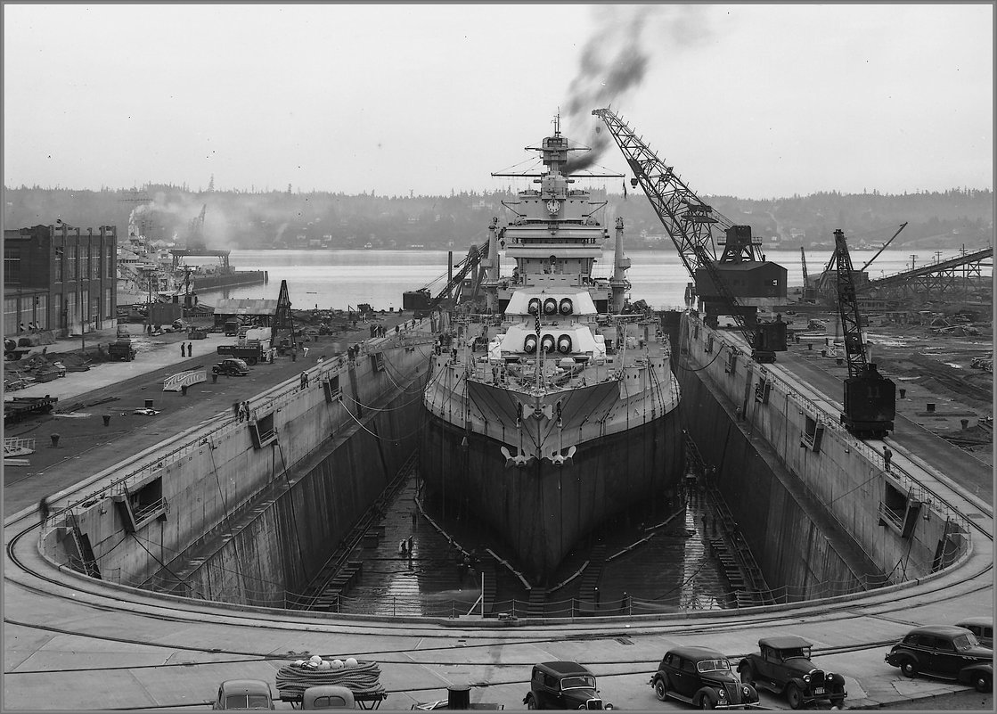 Battleship "USS Mississippi" in Dry Dock No. 4,, October 22nd 1940. - Александр 