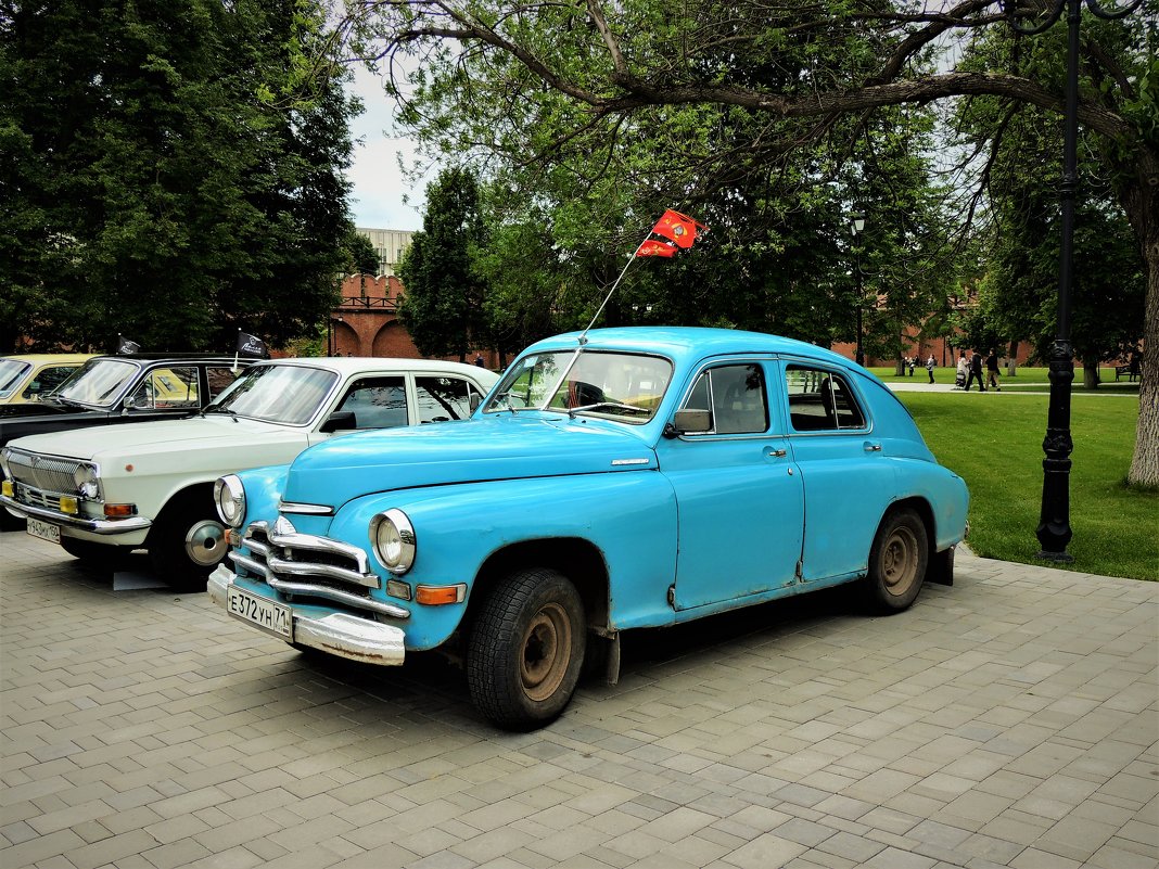 Автомобиль-легенда - Вячеслав Маслов